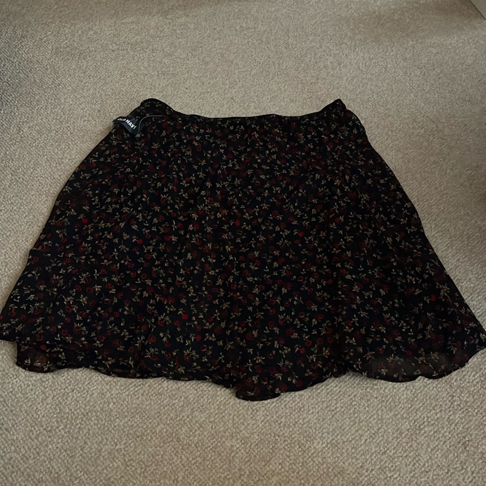 Old Navy (2015) Floral Skater Skirt